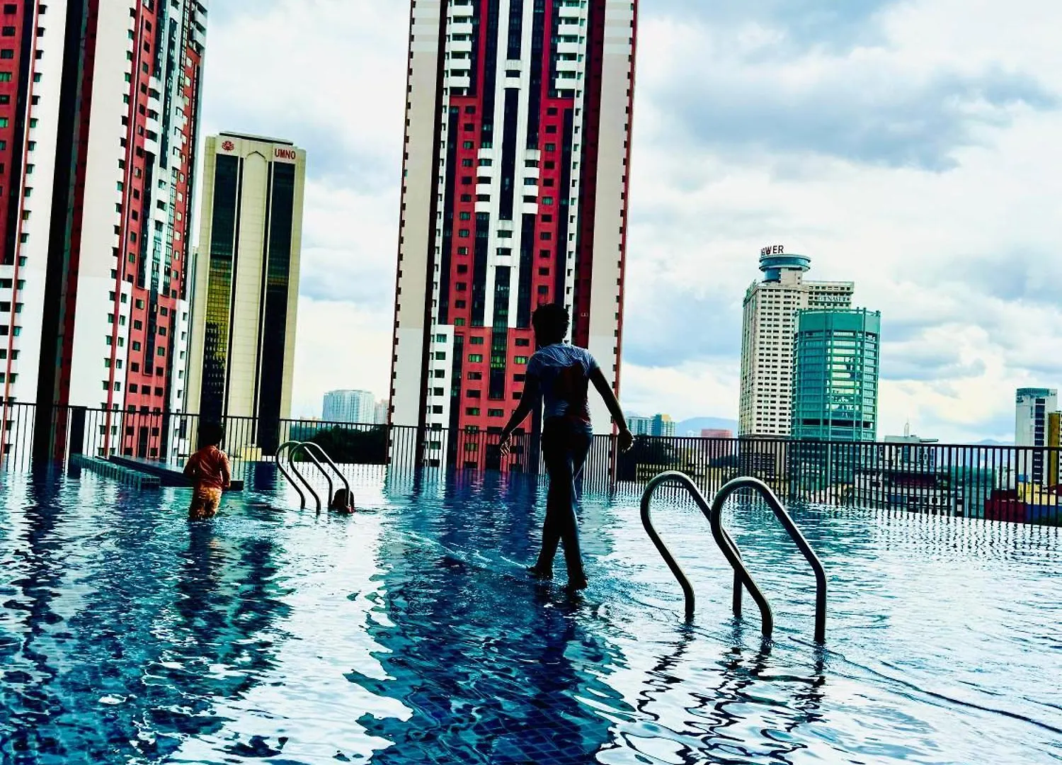 아파트 Chamber Luxury Suites Kl 쿠알라룸푸르 말레이시아