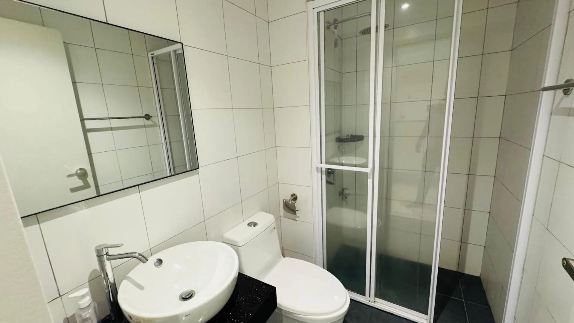 아파트 Chamber Luxury Suites Kl 쿠알라룸푸르
